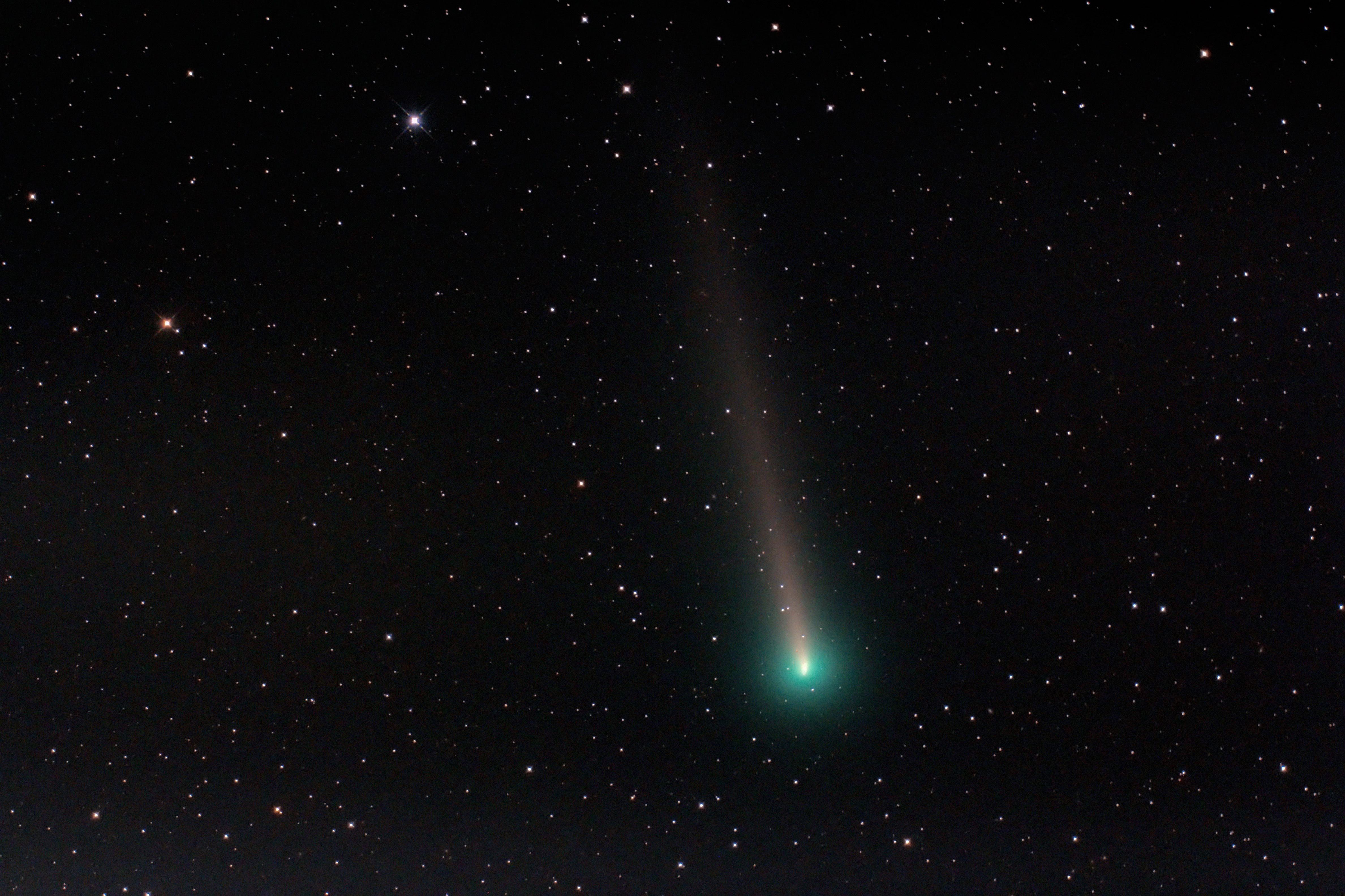 Comet_C2021A1 Leonard_211204_E160_60D_IP2-005c_filtered.jpg
