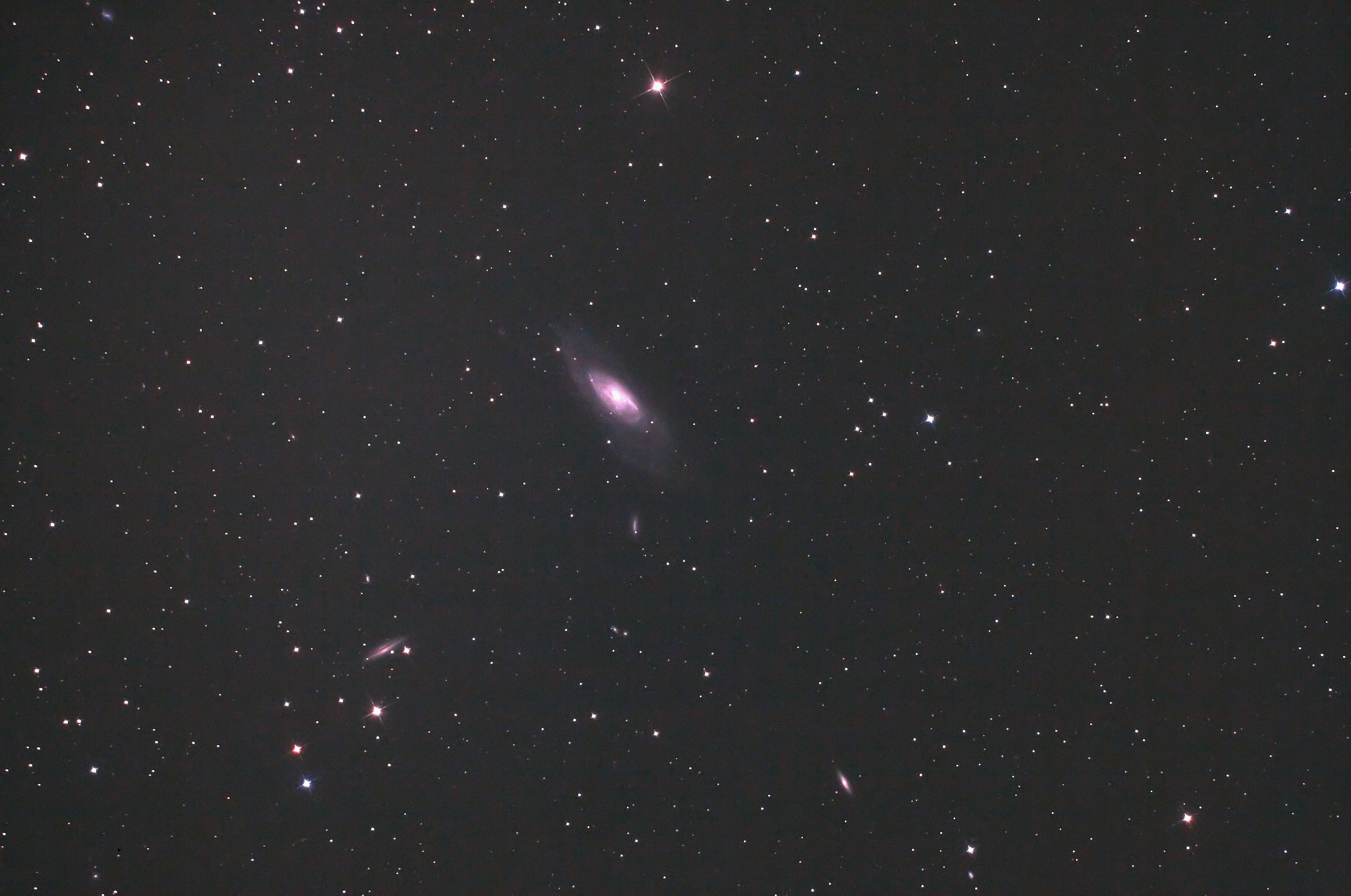 M106_120124_E160_16-300s_Ps3_001cg_filtered2.jpg