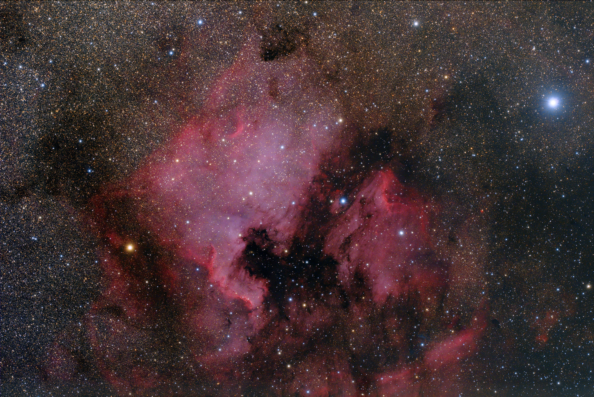 Deneb_NGC7000_20141118_수피령_WO-STAR71_P2_6D_ISO3200_2mX96_1600.jpg