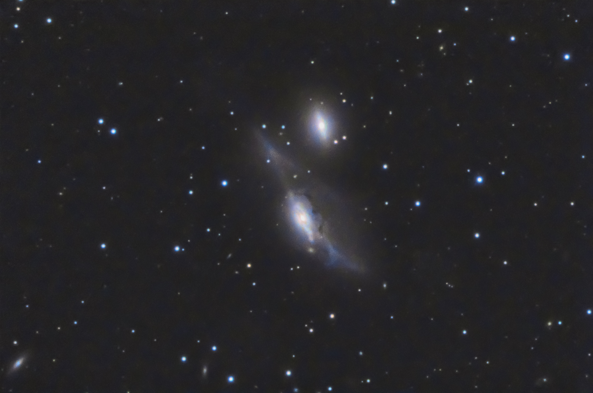 ngc4438.jpg