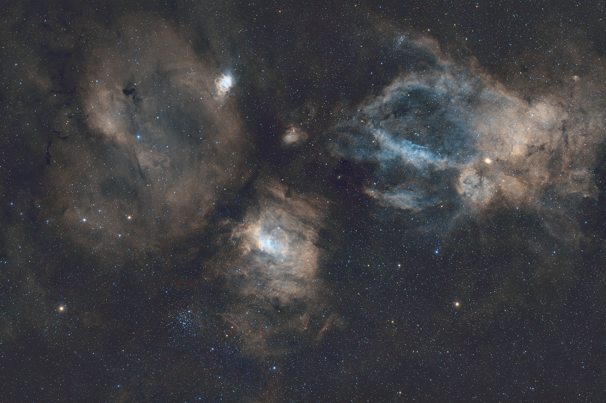 NGC1735_SHO copy.jpg